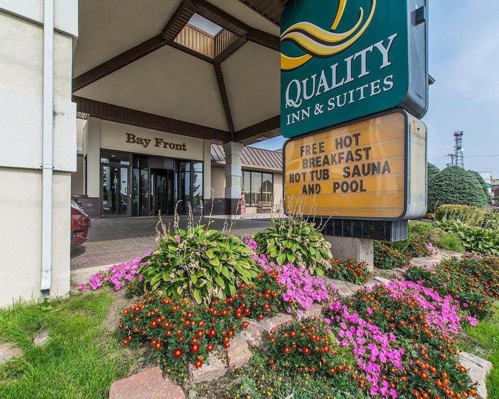 Quality Inn & Suites Bay Front Sault Ste. Marie Exterior foto