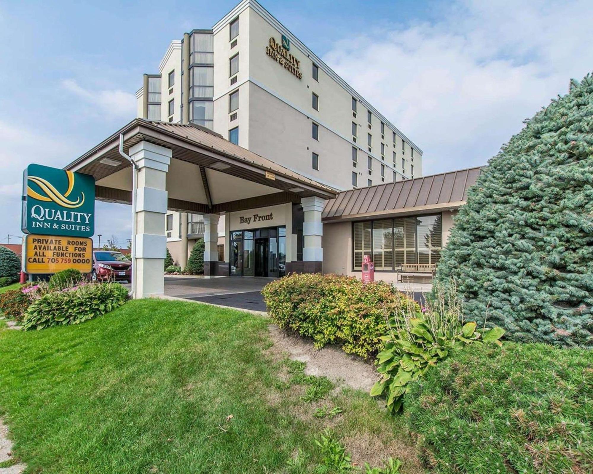 Quality Inn & Suites Bay Front Sault Ste. Marie Exterior foto