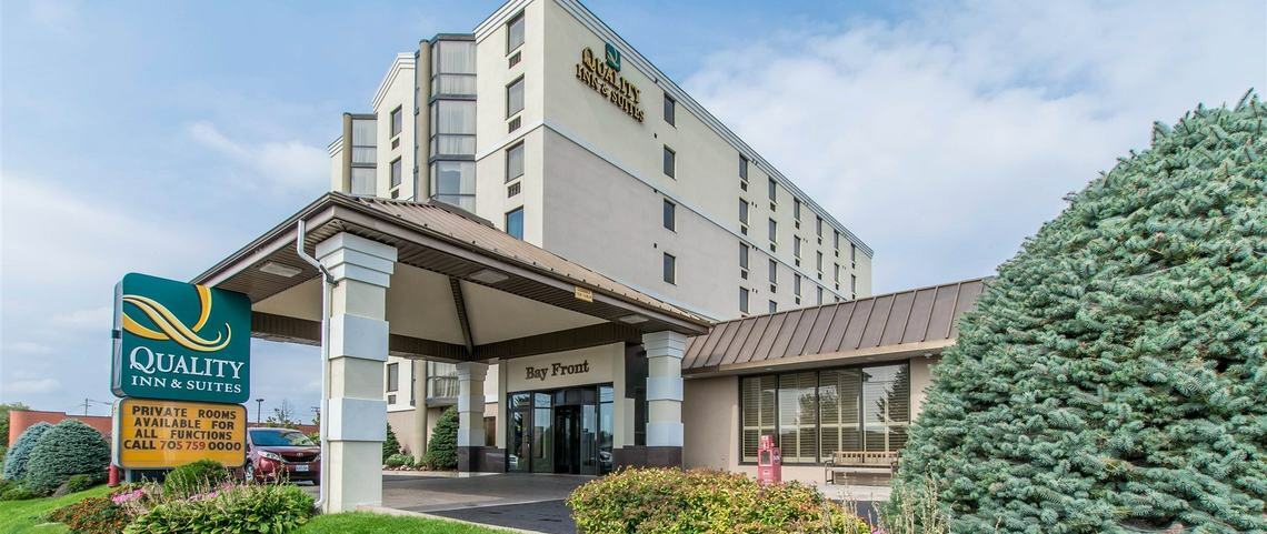 Quality Inn & Suites Bay Front Sault Ste. Marie Exterior foto